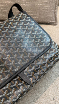 Capétien Messenger Bag