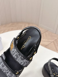 Dioract Platform Sandals