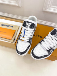 Logo Trainers Grey