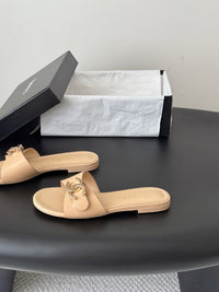26B Leather Sandals