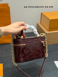 Vanity Chain Pouch