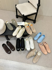 Knight Runner Sneakers