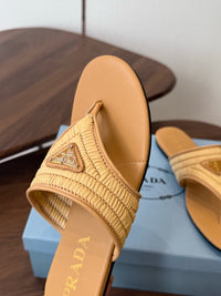 26S Leather Thong Sandals