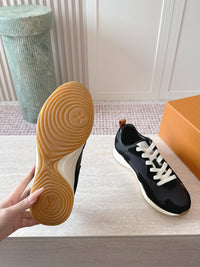 Drop 300 Sneakers