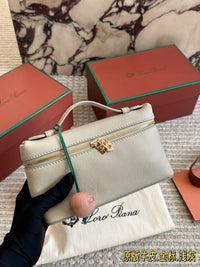 Extra Pocket L19 Leather Pouch