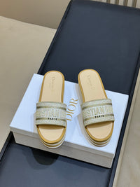 Dway Slides
