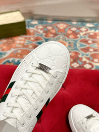Low Top Sneakers