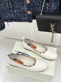 26WF Check Ballet Flats