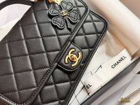 25B Top Handle Bag