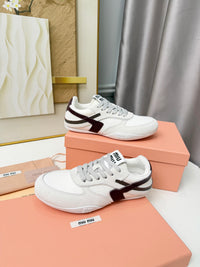 Gymnasium Sneakers
