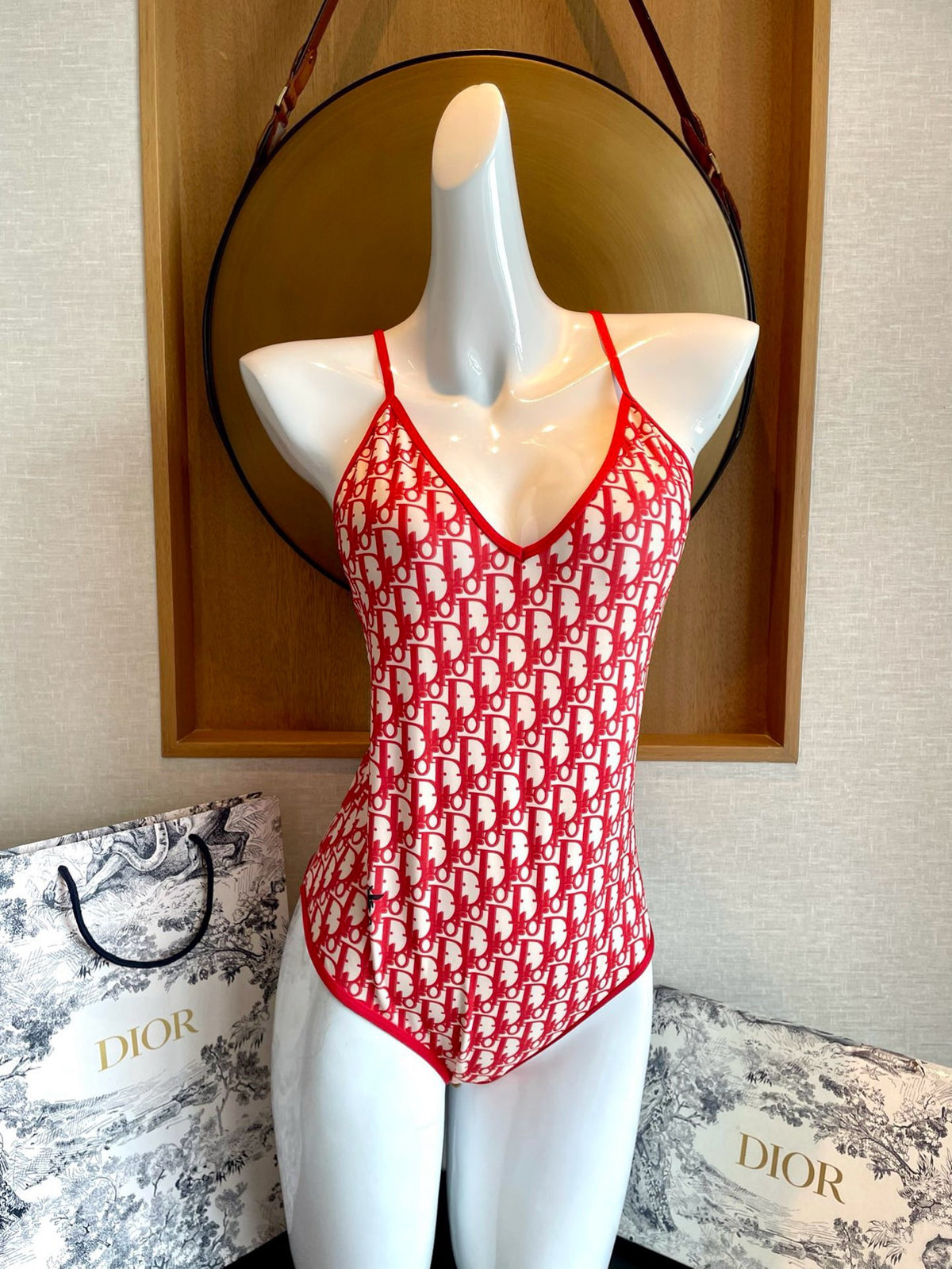 Logo One Piece Set