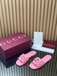 Interlocking G Slide Sandals