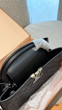 Capucines Bag