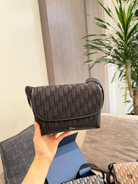 Jett Messenger Bag