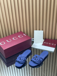 Interlocking G Slide Sandals