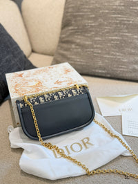Médaillon Flap Bag
