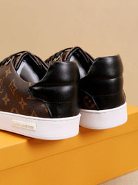 Low Top Sneakers