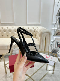 Garavani Rockstud Leather Pumps 10cm