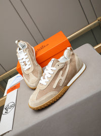 Trail Sneakers