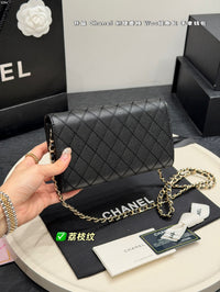 Quilted WOC Chain Bag