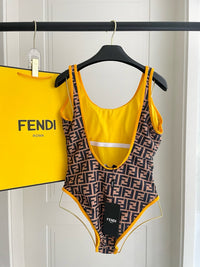 Logo One Piece Set