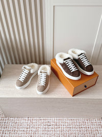 26S Time Out Sneakers