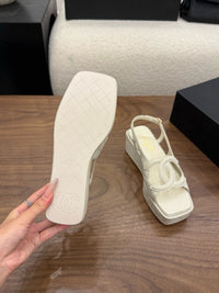 26S Platform Sandals