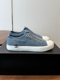 26S Slip-on Sneakers