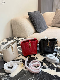 Mini Le 37 Bucket Bag