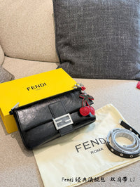 Zucca Baguette Bag