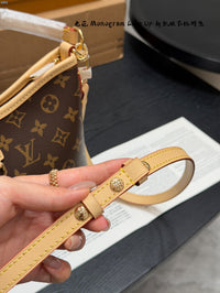 Lineup Hobo Bag