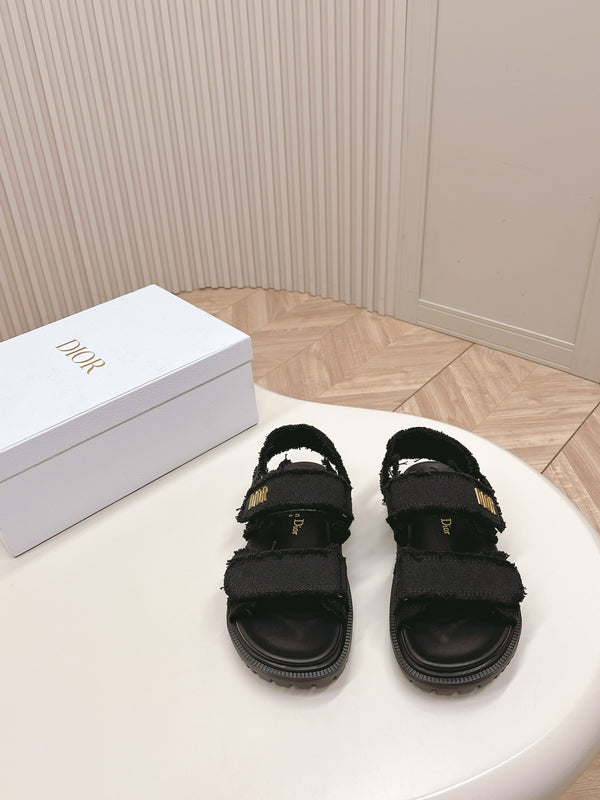 Dioract Sandals