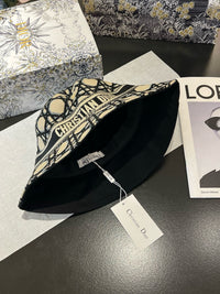 D-Bobby Bucket Hat