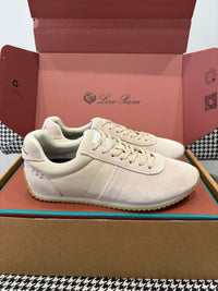 Fast Walk Sneakers