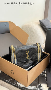 Niki Medium Shoulder Bag