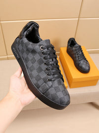 Low Top Sneakers