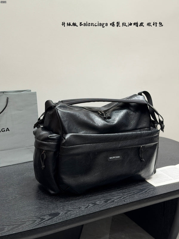 Leather Explorer Travel Bag