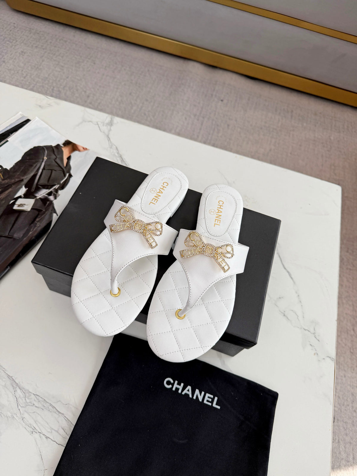 Bow Thong Sandals