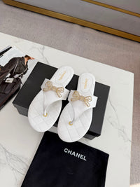 Bow Thong Sandals