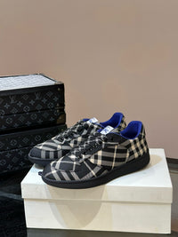 Vintage Check Sneakers
