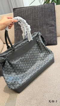 Bellechasse Biaude Bag