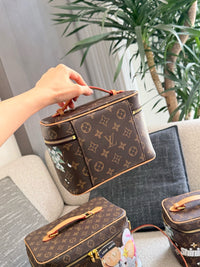Nice Vanity Bag