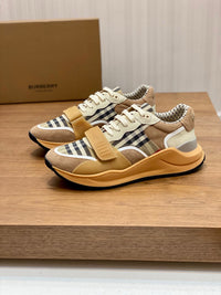 Vintage Check Runner Sneakers