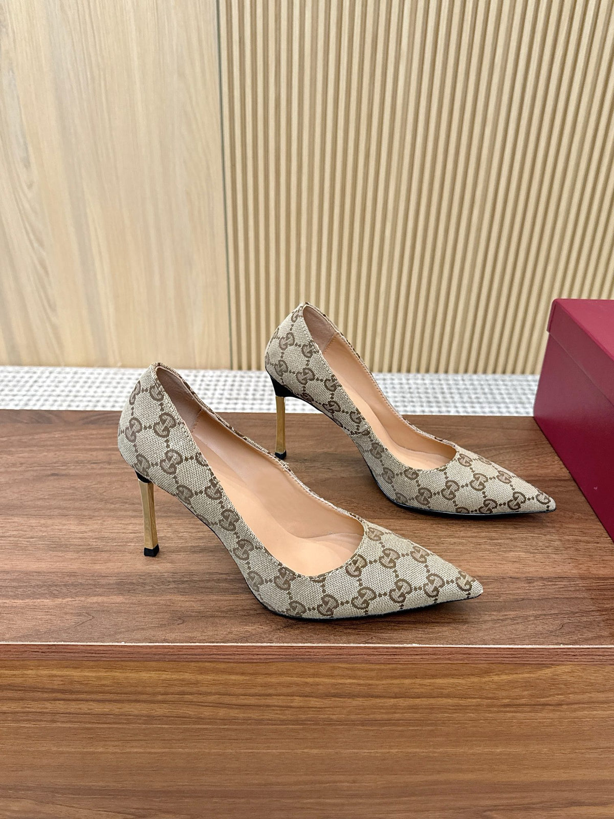 Bombshell Pumps