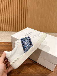 Garavani Rockstud Sneakers