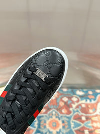 Low Top Sneakers