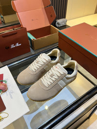 Fast Walk Sneakers