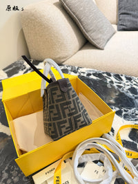 Roll Mini Bag