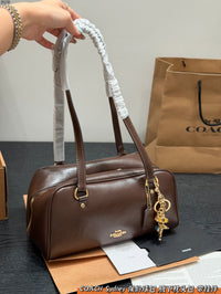 Sydney Shoulder Bag