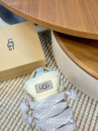 Lowmel Sneakers